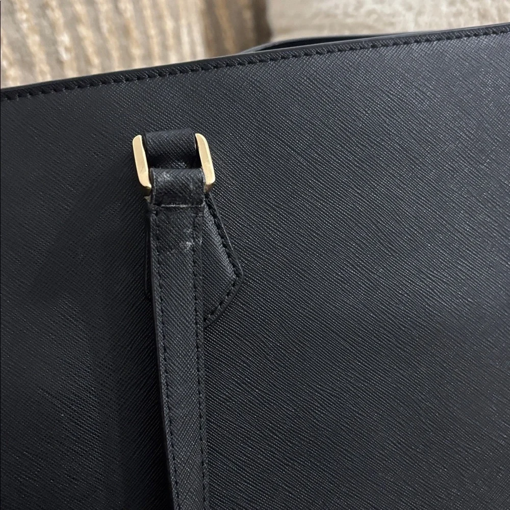 Tory Burch Large Robinson Black Leather Tote Shoulder‎ Bag